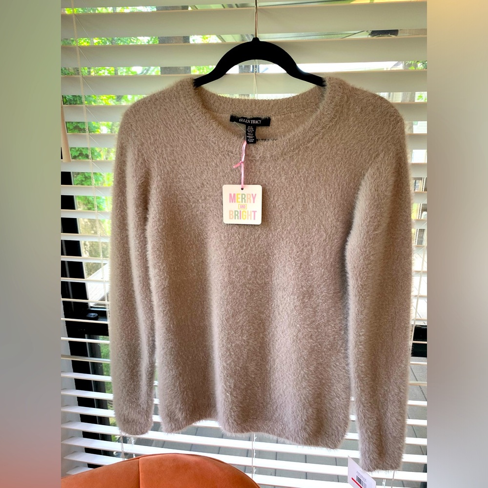 Brand new Ellen Tracy Downtown Glam sweater. Color: Cloud. Perfect for cool days